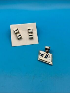 pendant and earringsset silver 925 Calvin begay